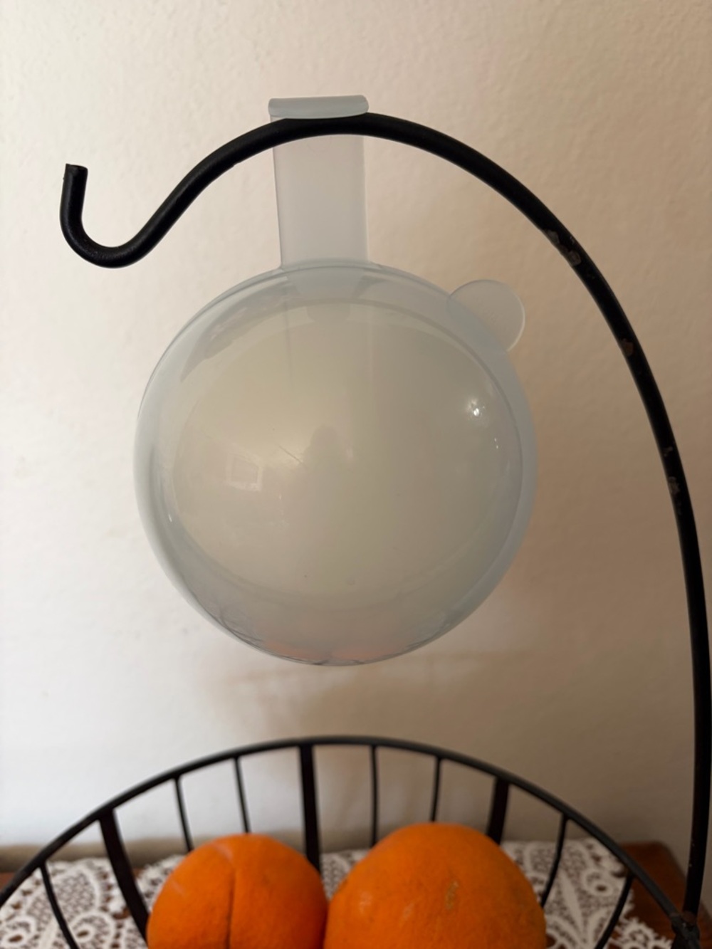 Tupperware Onion Keeper - Picture 4 of 4